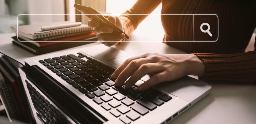 ประกาศรับสมัครงาน